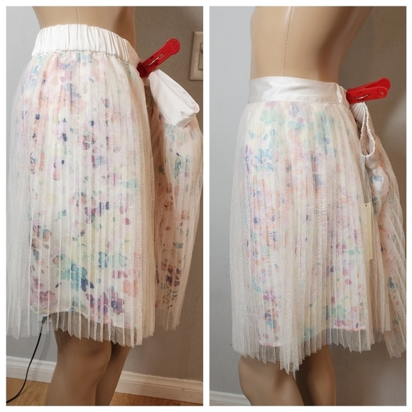 NWT LC Lauren Conrad Floral Pleated Mesh Skirt Stretch Waist Size XL Fairycore - Picture 6 of 15